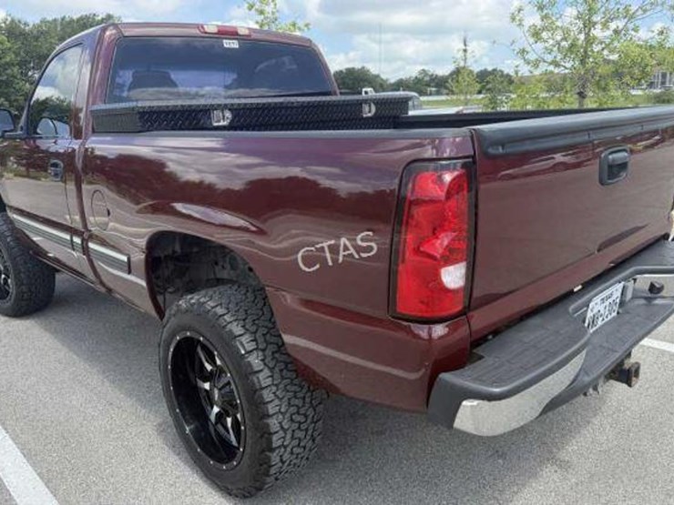 2000-chevrolet-silverado-1500-image-9