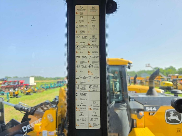 deere-624k-image-22
