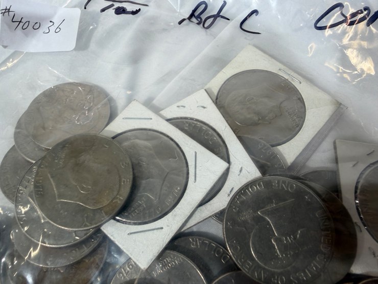 #40036-•-(50)-1776-1976-bicentennial-one-dollar-coins-image-7