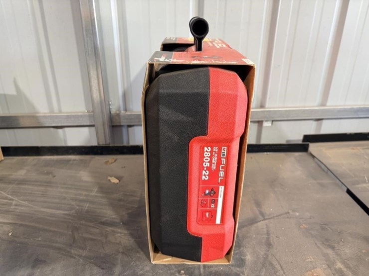 milwaukee-m18-drill-image-2