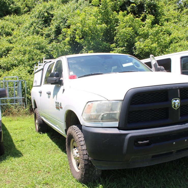 2015 DODGE 2500