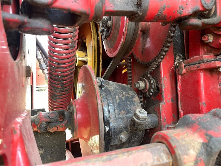 new-holland-489-image-34