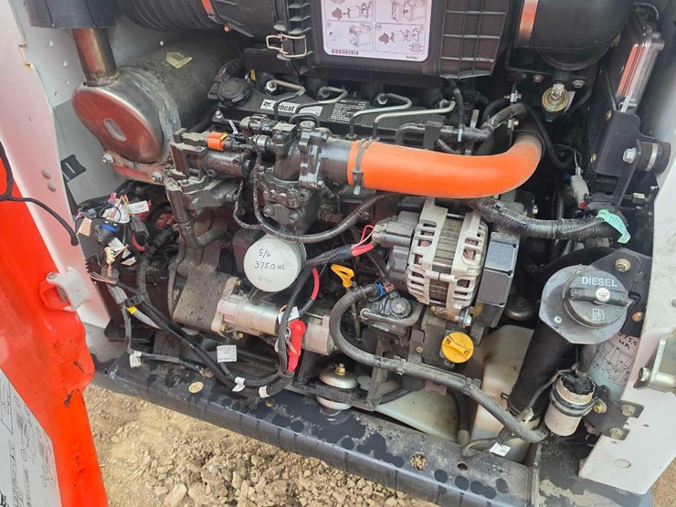 2024-bobcat-s590-image-10