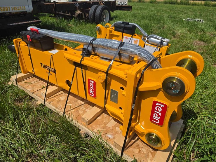 caterpillar-311-image-1