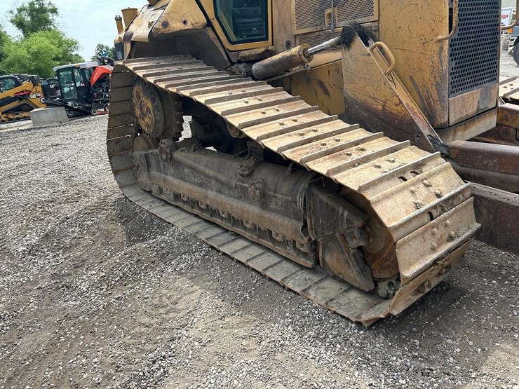 caterpillar-d6n-lgp-image-10