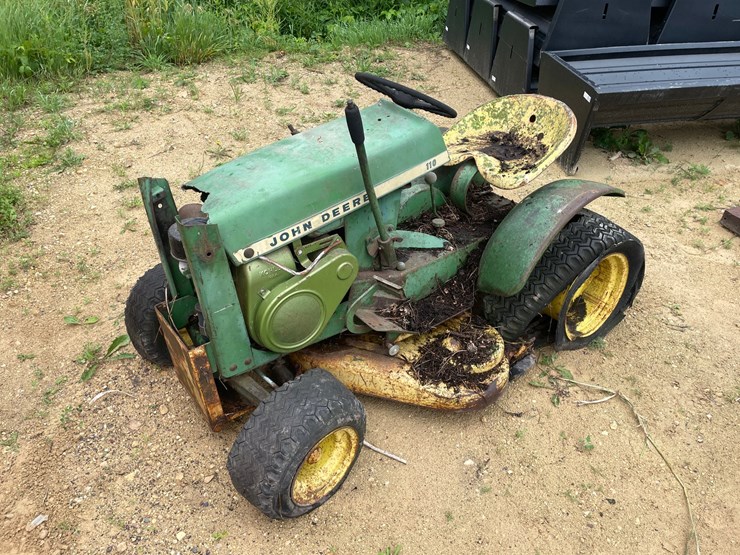 john-deere-110-image-1