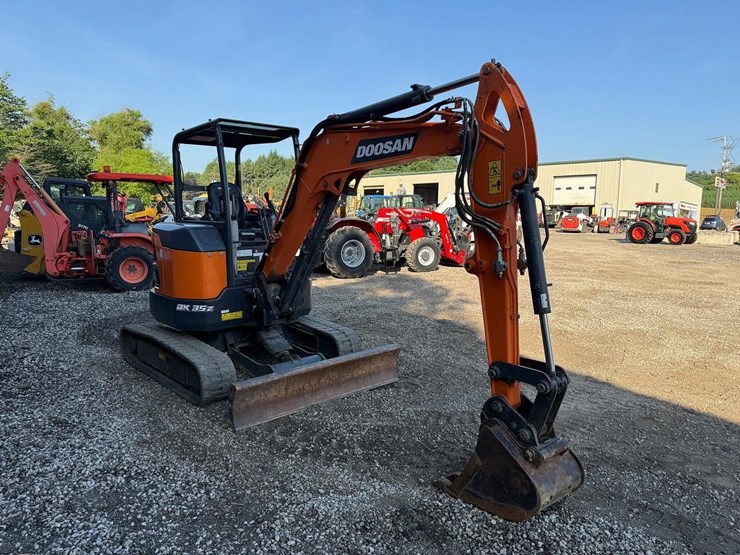 2022-doosan-dx35z-image-6