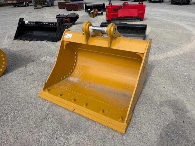 caterpillar-320-image-1
