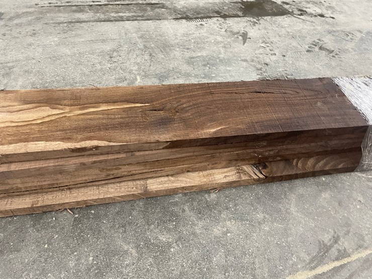 #3413-•-bundle-of-(5)-inch-thick-rough-cut-black-walnut-boards-image-10