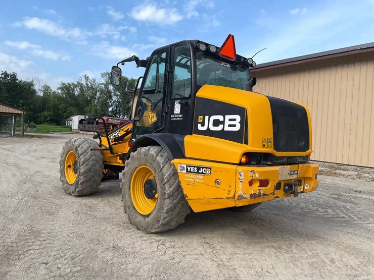 jcb-tm320-image-7