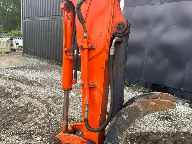 kubota-kx71-3-image-11