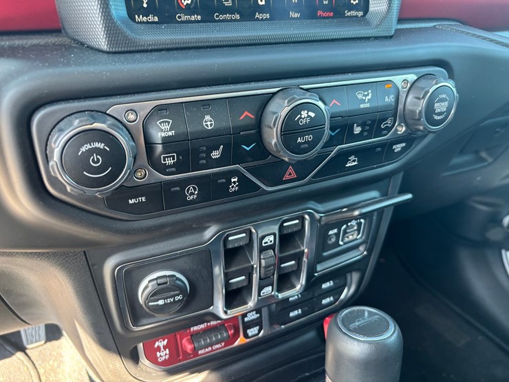 #2170-•-2023-jeep-gladiator-pickup-image-58