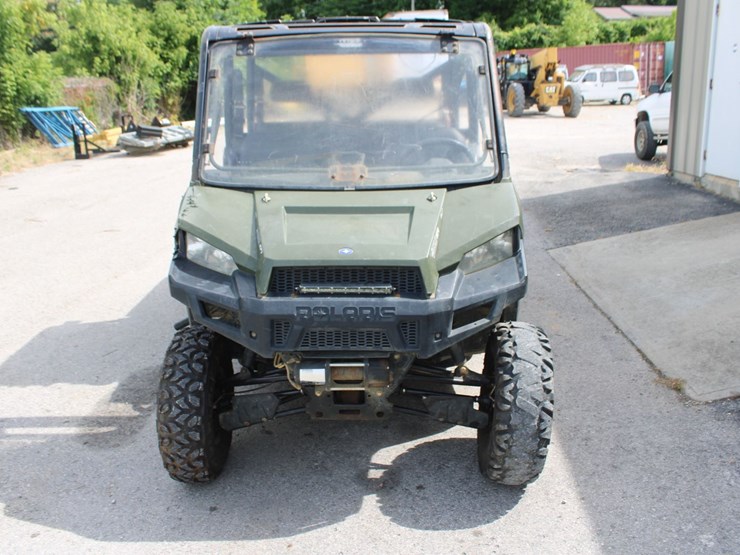 2015-polaris-ranger-crew-image-3