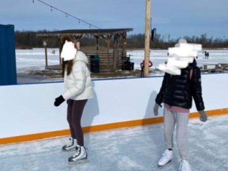 calmac-ice-mat-ii-44-ft-x-60-ft-ice-rink-kit-image-5