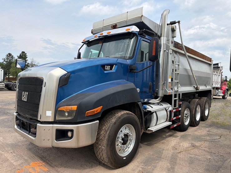 2015-caterpillar-ct660l-image-1