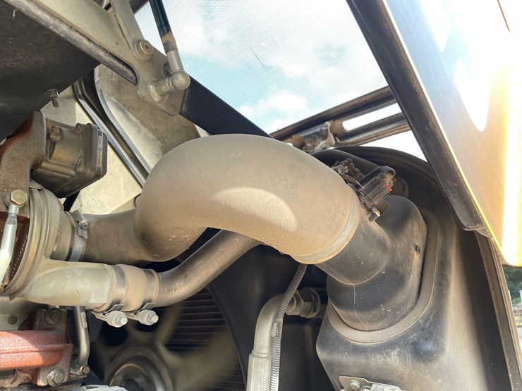 jcb-tm320-image-35
