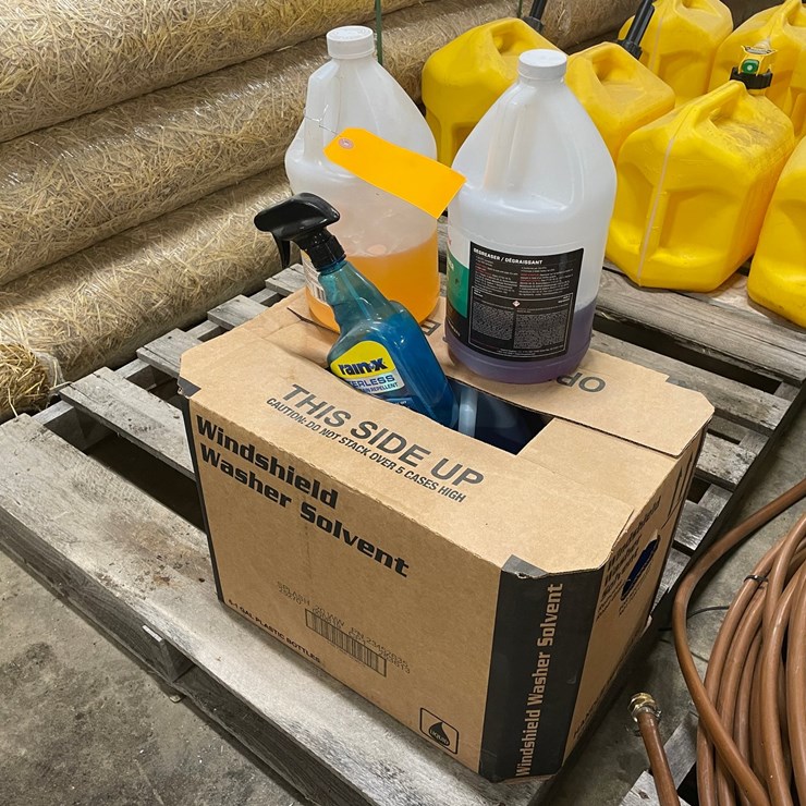 #8750 • (6) 1 Gallon Windshield Washer Solvent