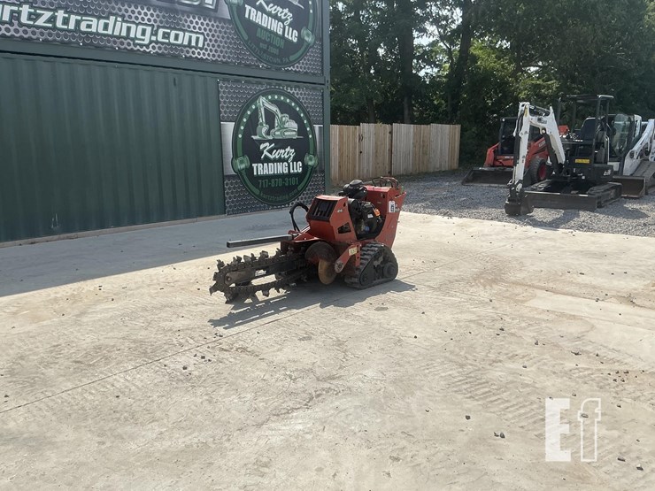 2017-ditch-witch-c24x-image-8