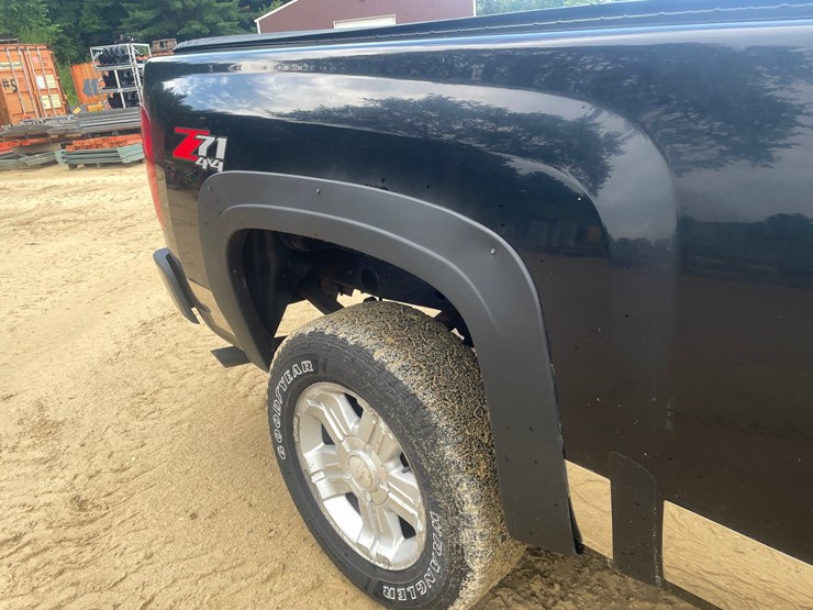 2008-chevrolet-k1500-image-31