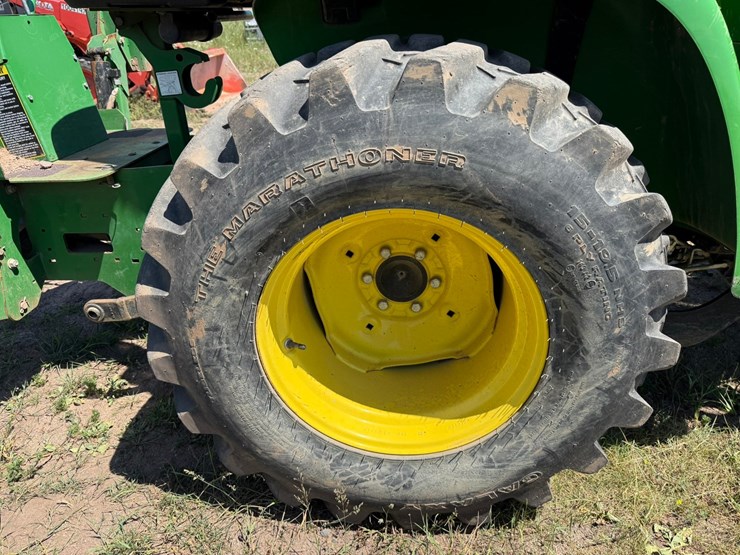 john-deere-3032e-image-72