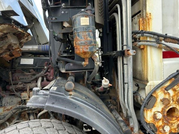 2020-mack-terrapro-tri/a-garbage-truck-1m2te1gc0lm-image-39