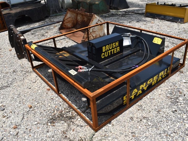 6'-skid-steer-shredder-image-1