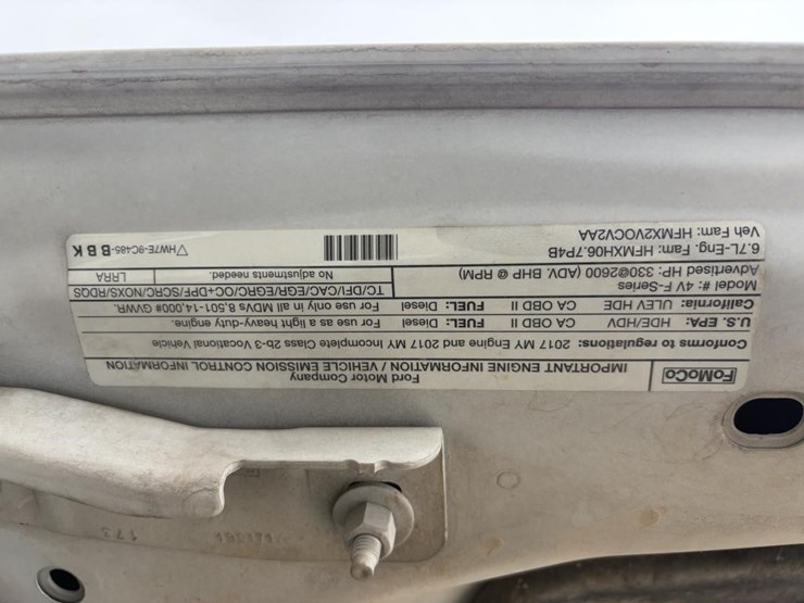 2017-ford-f350-xl-image-9