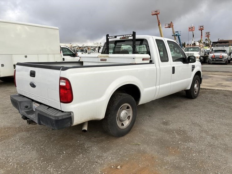 2008-ford-f250-image-3