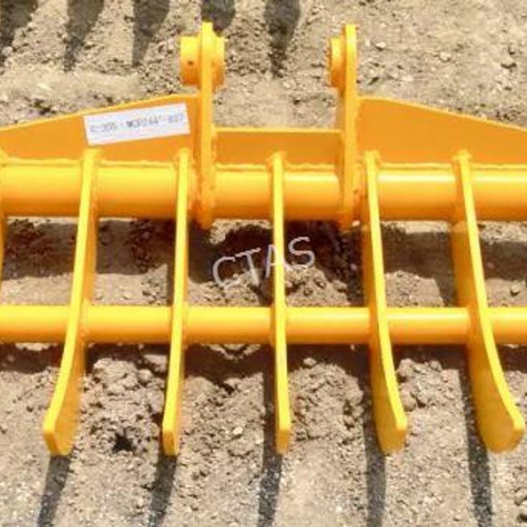 #138 • CAT305 44" Excavator Dense-Teeth Rake