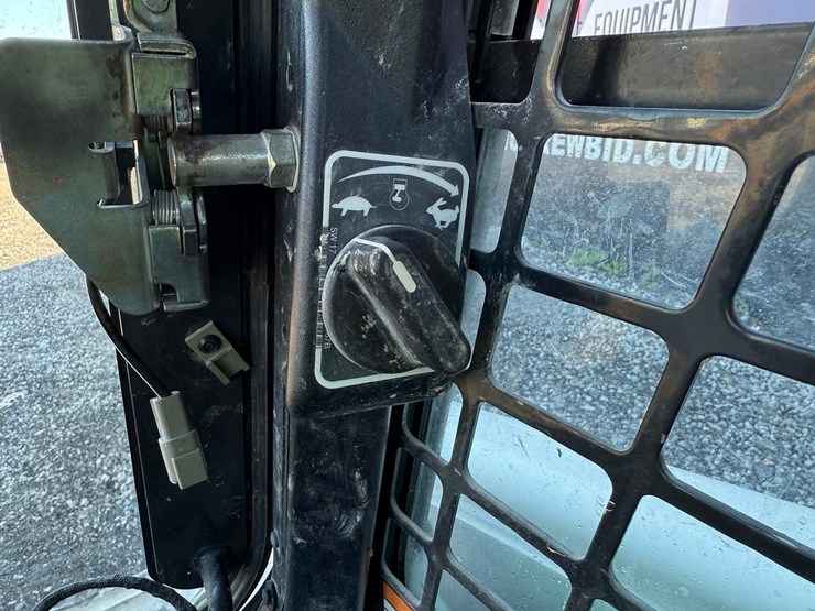 2019-bobcat-s550-image-20