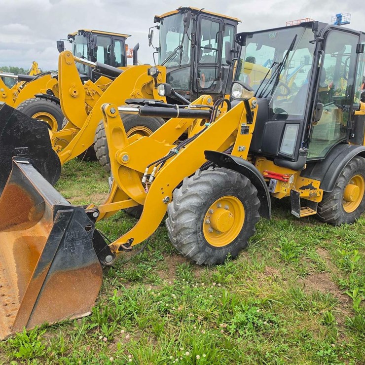 2022 CATERPILLAR 906M
