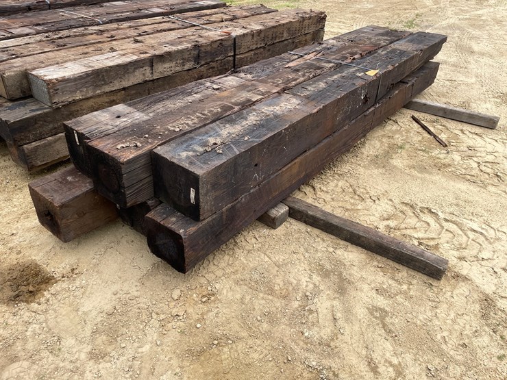 #3442-•-bundle-of-(6)-railroad-ties-image-2