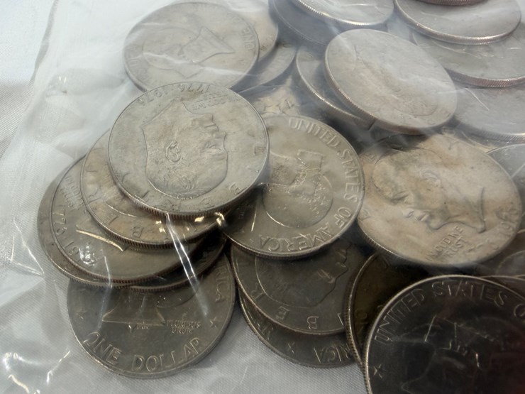 #40035-•-(50)-1776-1976-bicentennial-one-dollar-coins-image-5