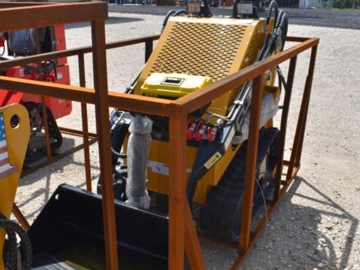 mx-mrt14-mini-skid-steer-(serial-#-mxmrt142026000221)-image-1