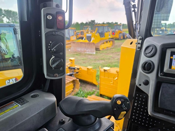 caterpillar-d6t-lgp-image-23