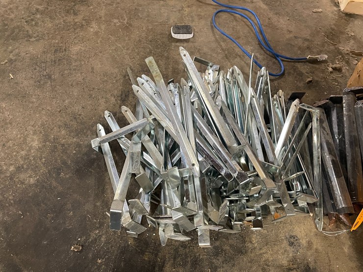 #8763-•-various-landscape-stakes-image-2