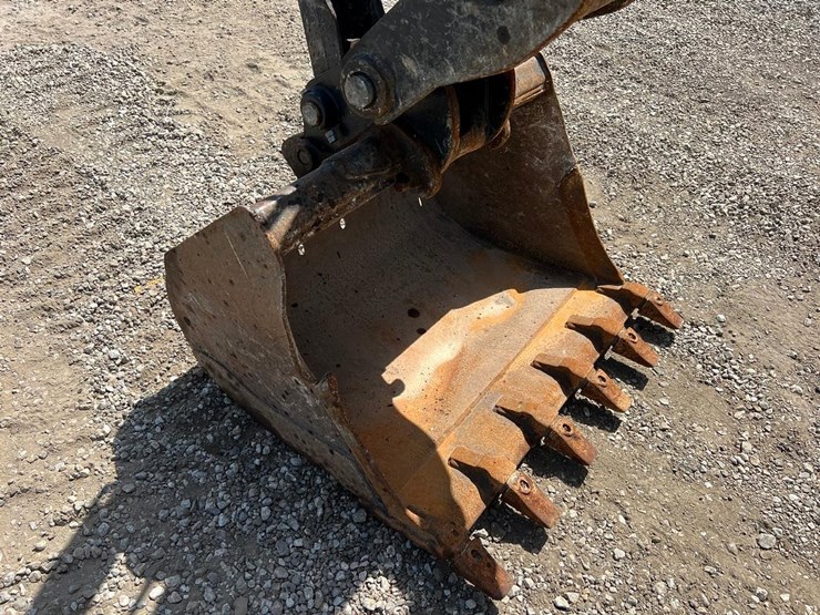 2021-bobcat-e50-image-11