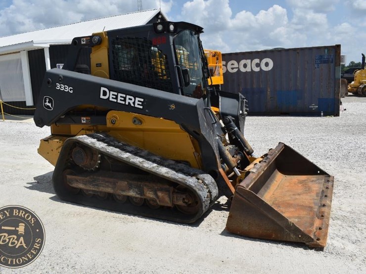 2017-deere-333g-image-18