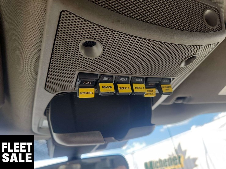 2021-ford-f550-image-23
