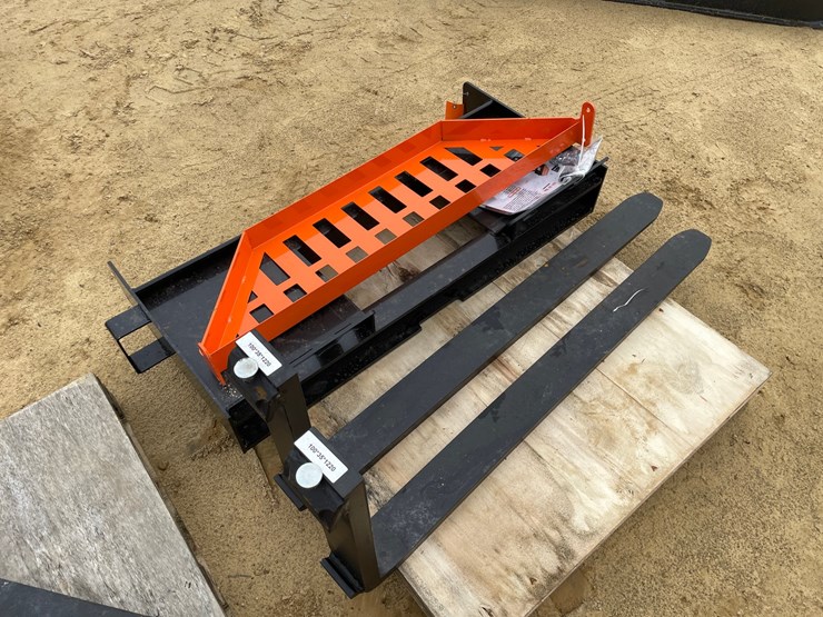 #2006-•-new-wolverine-skid-steer-pallet-fork-frame-with-forks-image-3