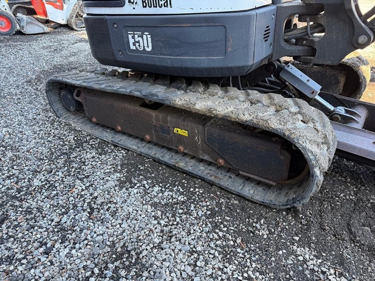 bobcat-e50-image-11