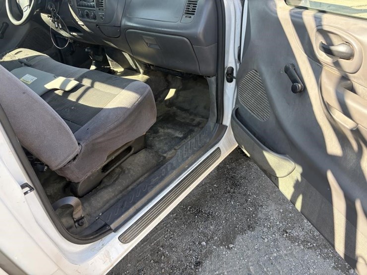2003-ford-f150-image-9
