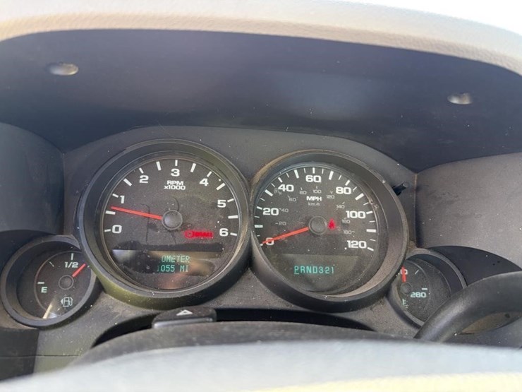 2011-chevrolet-silverado-1500-image-15