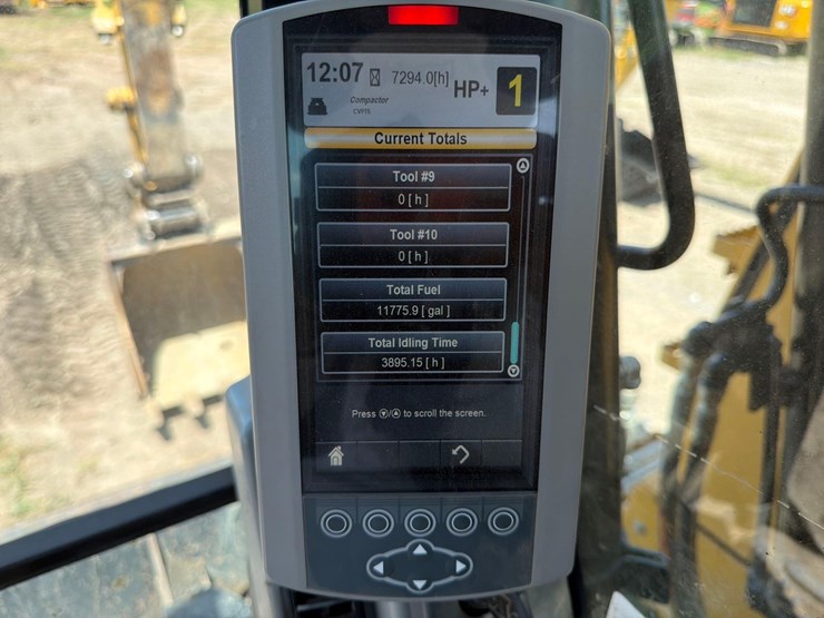 caterpillar-315-gc-image-35