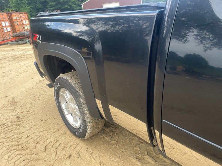 2008-chevrolet-k1500-image-32