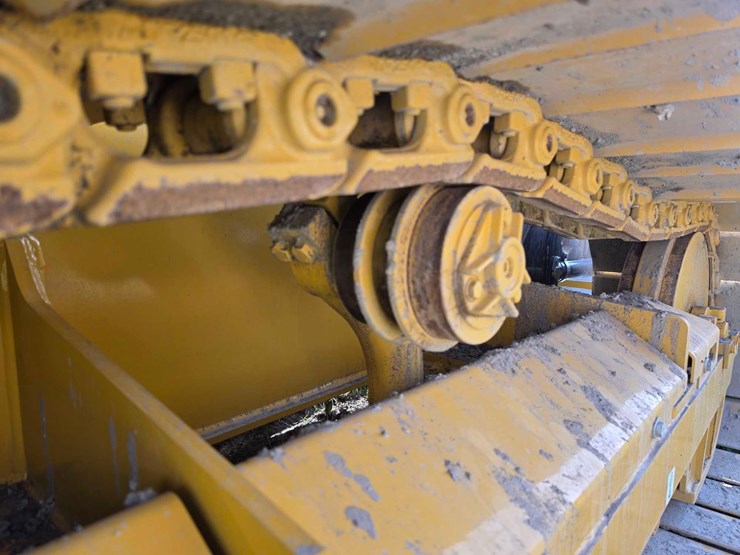2026-deere-450-lgp-image-14