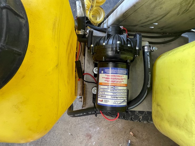 #4857-•-2018-z-spray-fertilizer-spreader-image-10