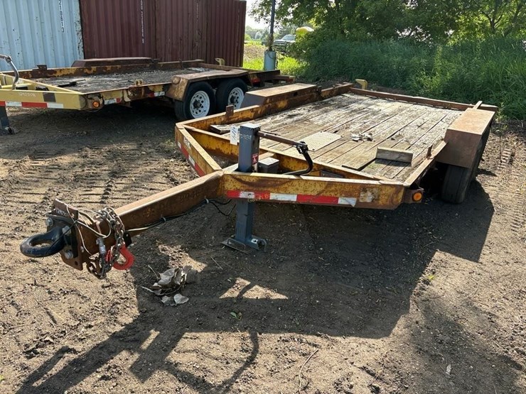 14'-x-77"-tandem-axle-trailer-image-10