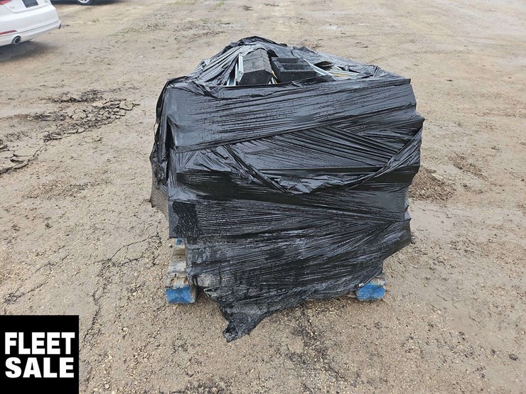1-crate-of-c-port-pipe-supports-image-1