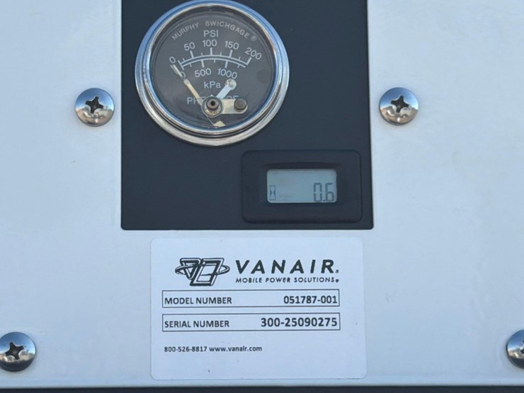2027-peterbilt-536-image-11